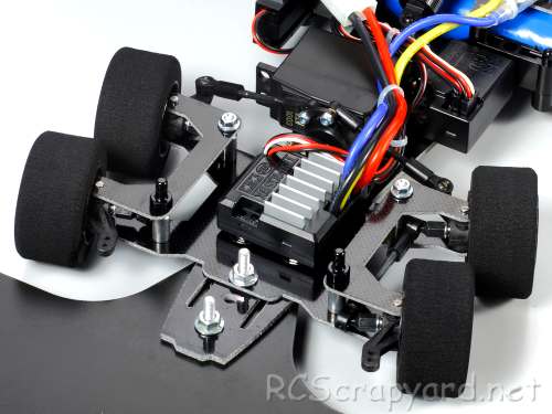 Tamiya F103 Six Wheel Chassis