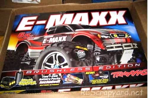 Traxxas E-Maxx Brushless (2010) Box