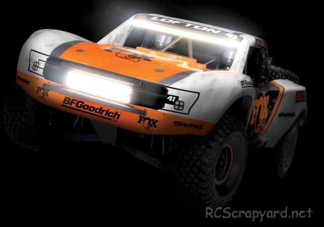 Traxxas Unlimited Desert Racer with LEDs Truck - 85086-4