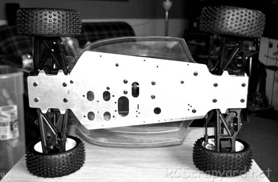 Kyosho Inferno DX - 3290 - Chassis