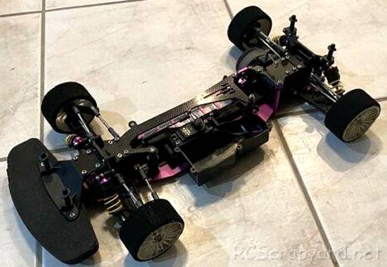 Schumacher Menace GTRe Chassis