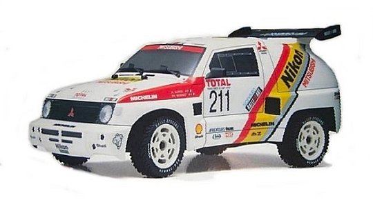 Kyosho Nikon Pajero