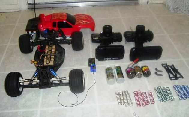 Team Associated T4 Truck